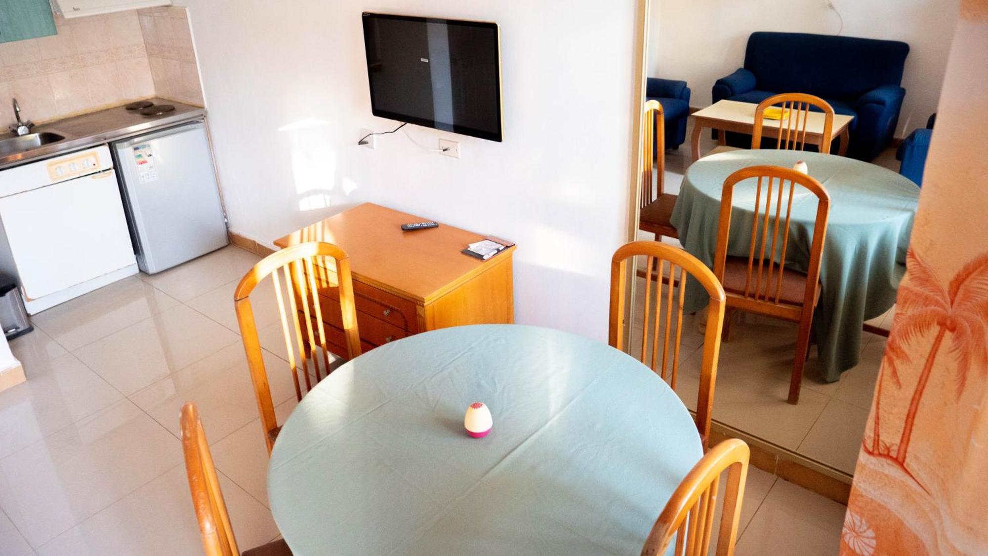 Cape Point Hotel Bakau Dış mekan fotoğraf